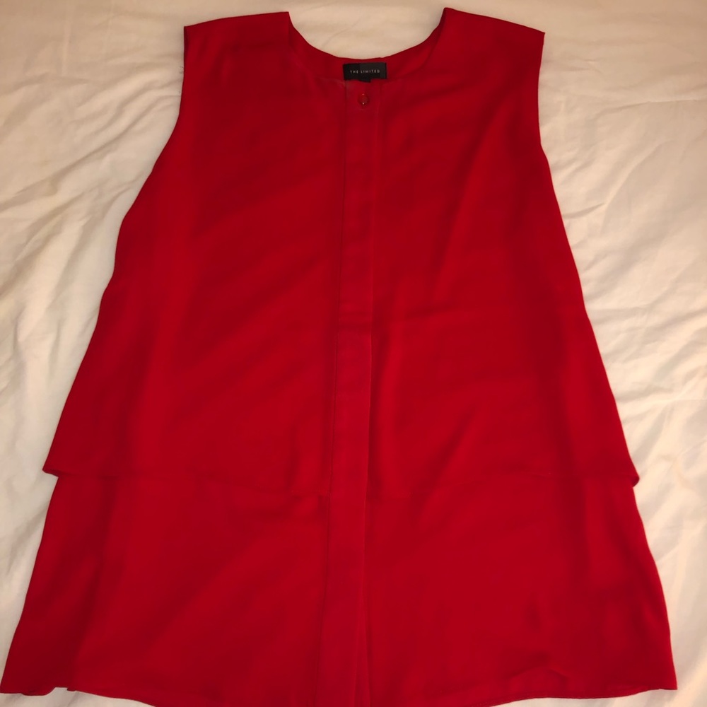 Red tank top the limited